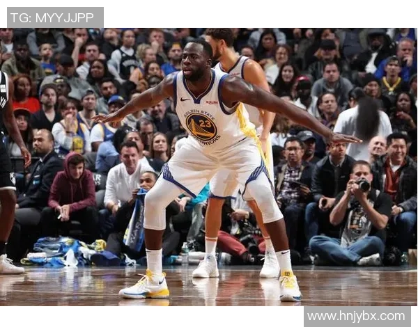 顶尖球星联手外星人挑战宇宙足球赛 展开史诗级对决